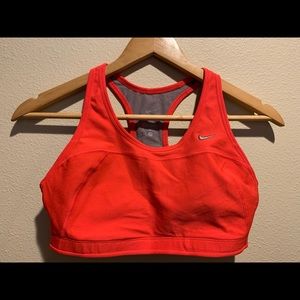 Sports bra